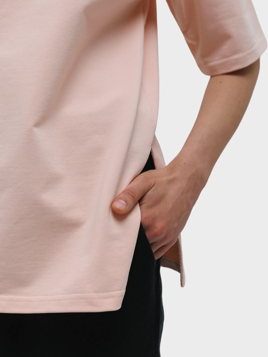 Футболка жіноча персикова