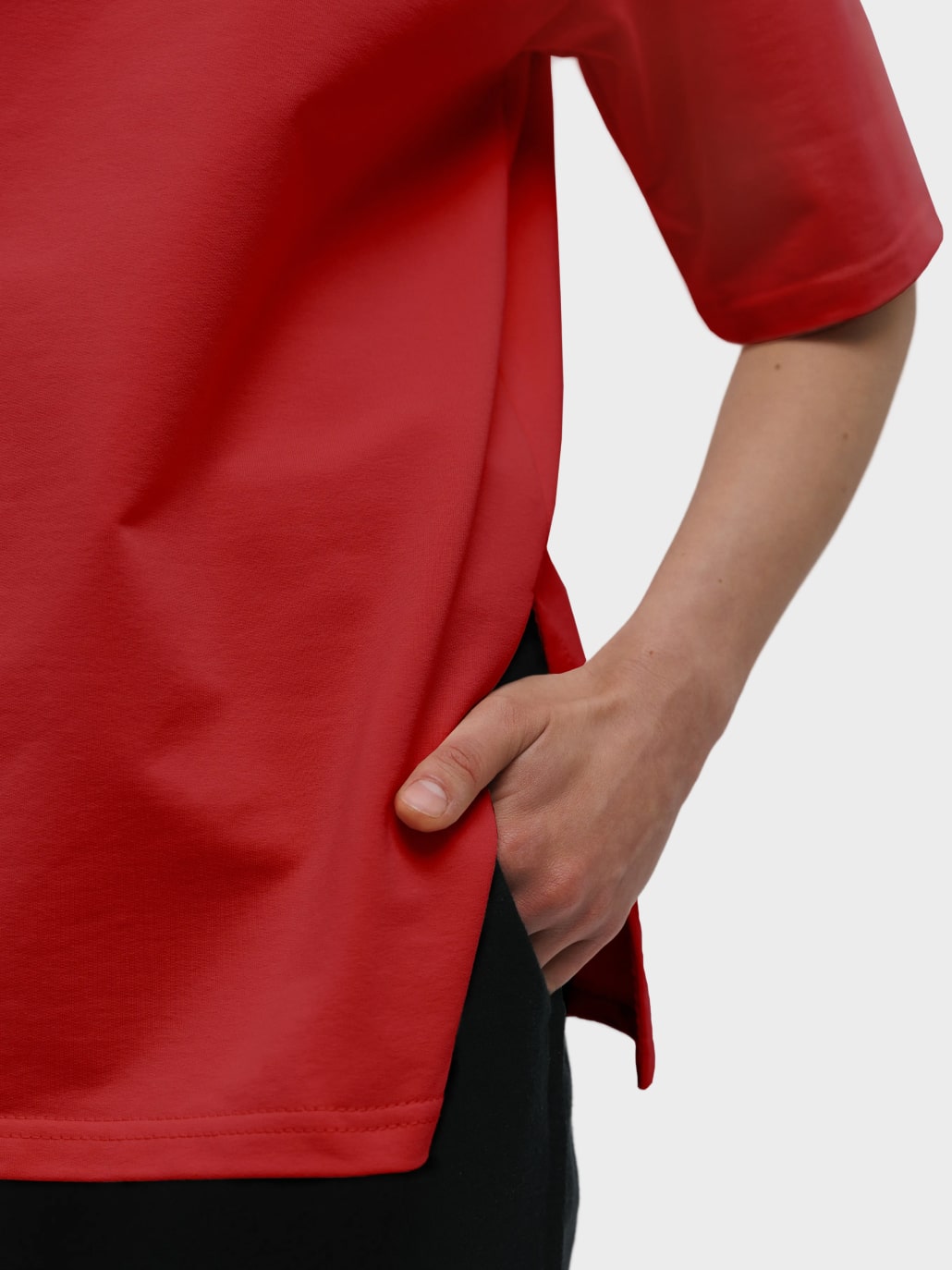 Футболка жіноча червона