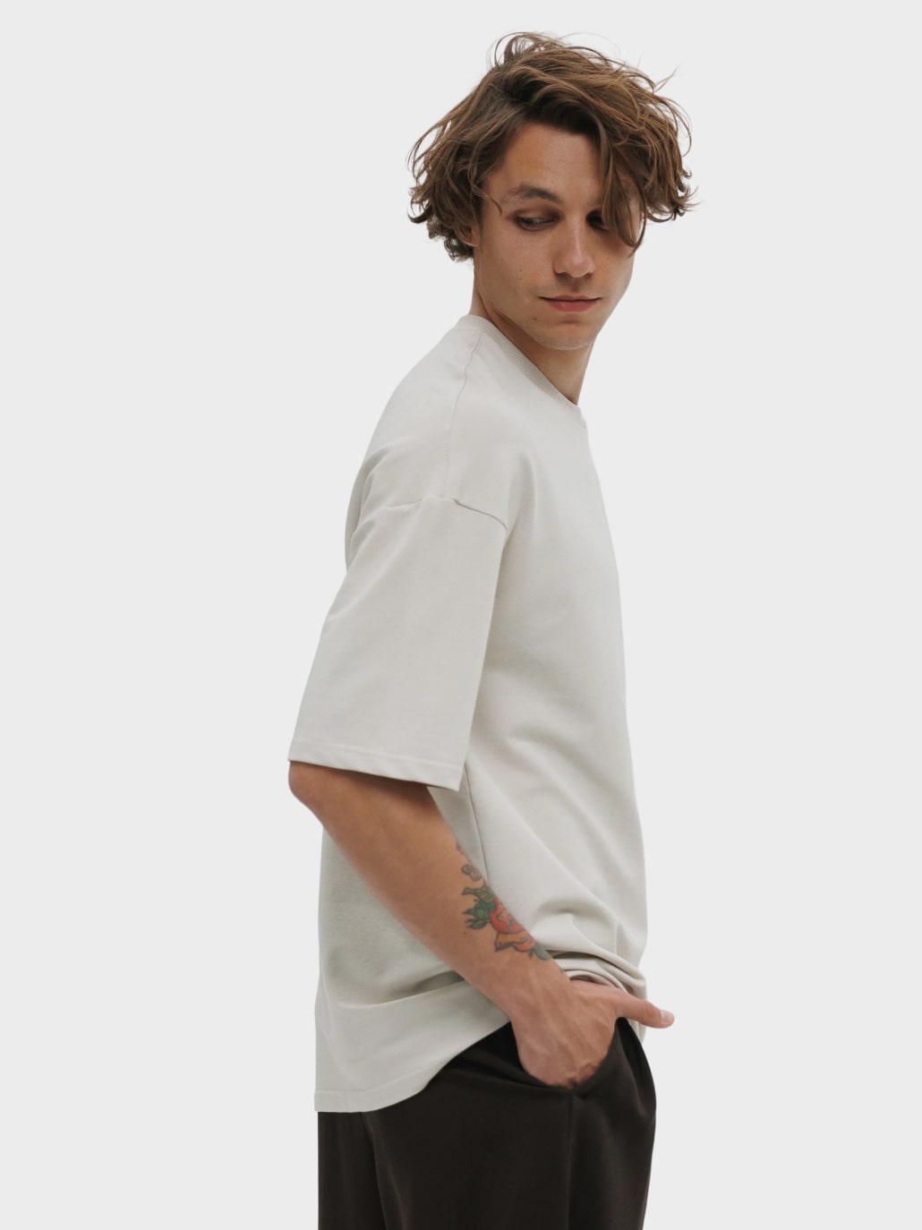 Футболка чоловіча бежева